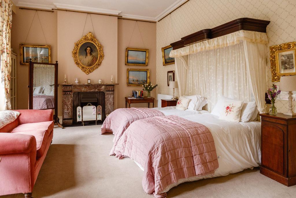 Clonalis House Country House Accommodation Bed and Breakfast Roscommon